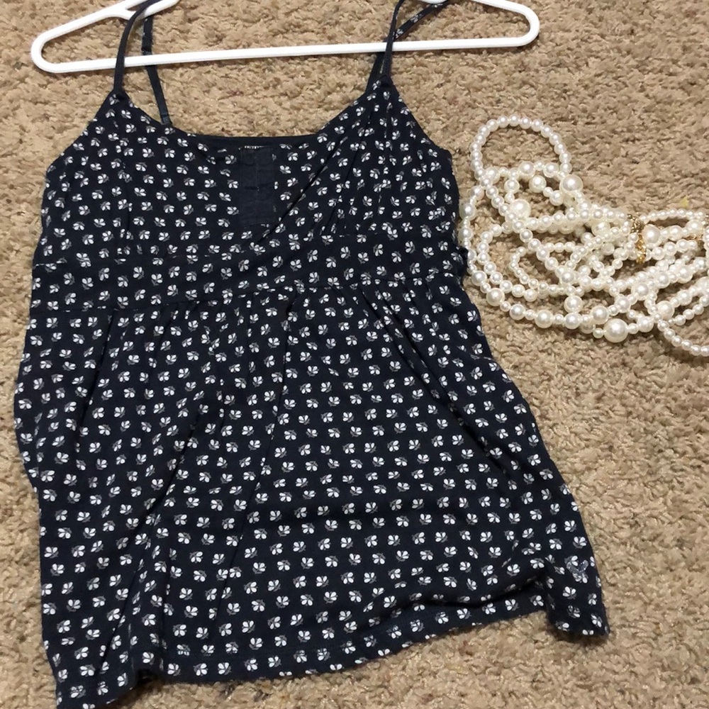 American Eagle blue tank with flowers. size m